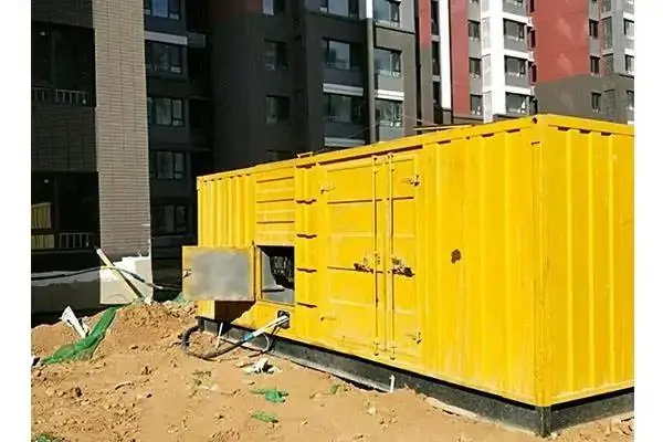 西华发电机租赁中燃油压力过低会对发动机的哪些部件造成损坏？
