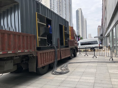 西华低温环境下，柴油发电机组电池充满电的具体时间受哪些因素影响？